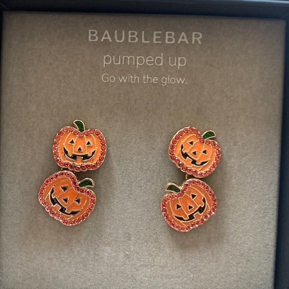 BaubleBar pumpkin earrings - cute for Halloween & Thanksgiving! NWT - Picture 1 of 3